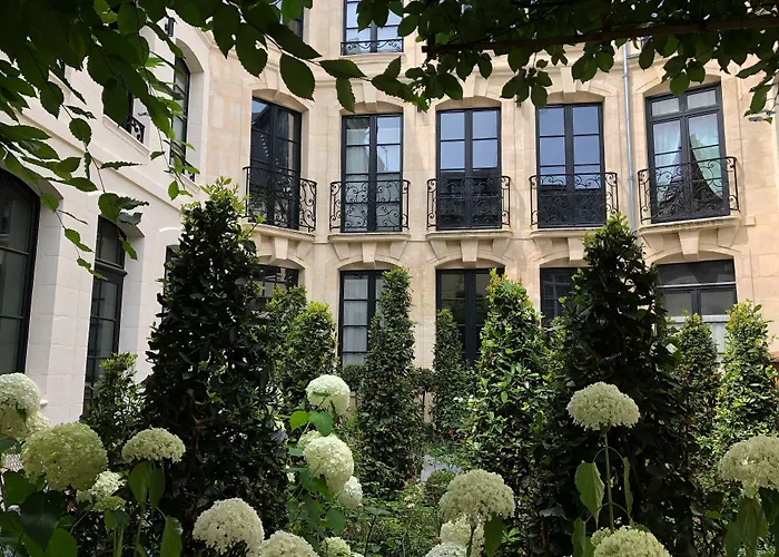 Les Maisons De Lea & - Radisson Individuals 酒店 4*