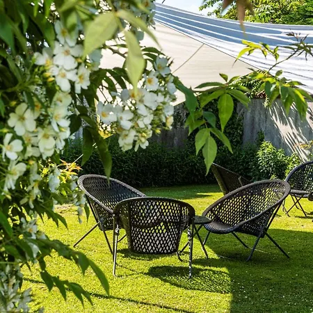 Hotel Les Maisons De Lea & - Radisson Individuals Honfleur