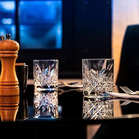 Hotel Les Maisons De Lea & - Radisson Individuals