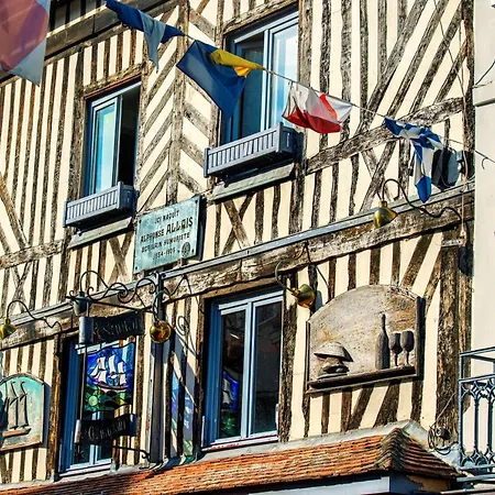 Hotel Les Maisons De Lea & - Radisson Individuals Honfleur