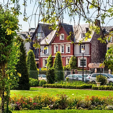 Hotel Les Maisons De Lea & - Radisson Individuals Honfleur