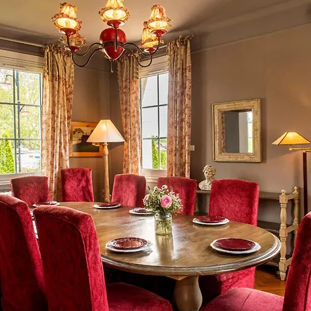 Hotel Les Maisons De Lea & - Radisson Individuals 4*