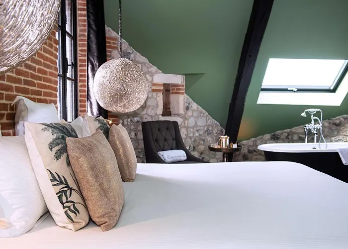 Готель Les Maisons De Lea & - Radisson Individuals Онфлер