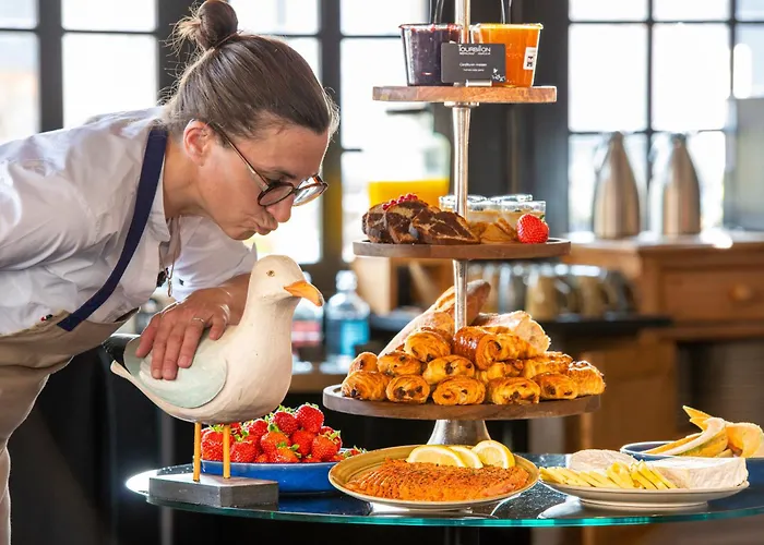 Les Maisons De Lea & - Radisson Individuals Honfleur