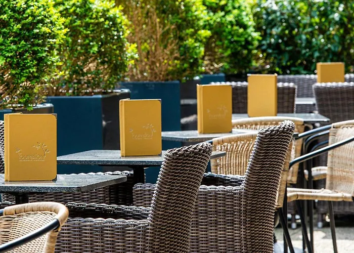 Les Maisons De Lea & - Radisson Individuals Honfleur