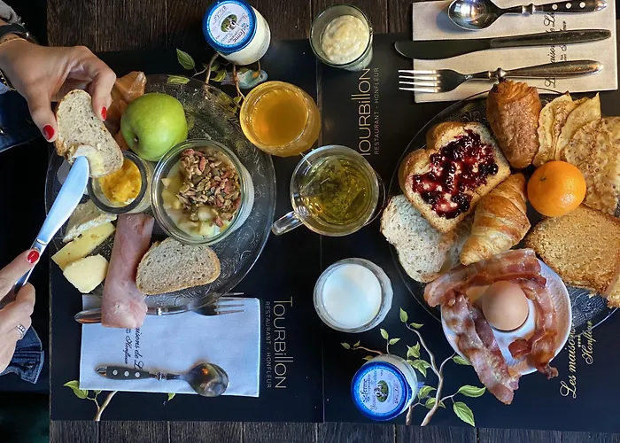 Les Maisons De Lea & - Radisson Individuals Hotel